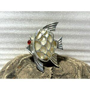 Vintage Pearlescent Red Eyed Angel Fish Brooch Pin Silver Tone Openwork Design